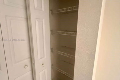 Condo in Palm Beach Gardens, Florida, 1 bedroom  № 2043127 - photo 11