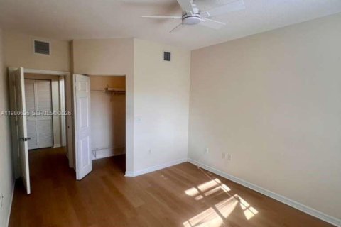 Condo in Palm Beach Gardens, Florida, 1 bedroom  № 2043127 - photo 14