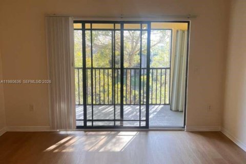 Condo in Palm Beach Gardens, Florida, 1 bedroom  № 2043127 - photo 2