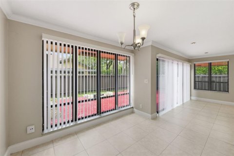 Купить таунхаус в Форт-Лодердейл, Флорида 4 комнаты, 104.98м2, № 2221786 - фото 15