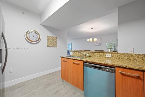 Купить кондоминиум в Майами, Флорида 1 спальня, 74.04м2, № 2024933 - фото 24
