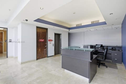 Commercial property in Pembroke Pines, Florida № 1988058 - photo 22