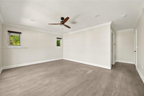 Casa en venta en Fort Lauderdale, Florida, 4 dormitorios, 244.05 m2 № 2400868 - foto 23