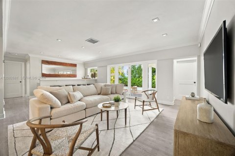Casa en venta en Fort Lauderdale, Florida, 4 dormitorios, 244.05 m2 № 2400868 - foto 14