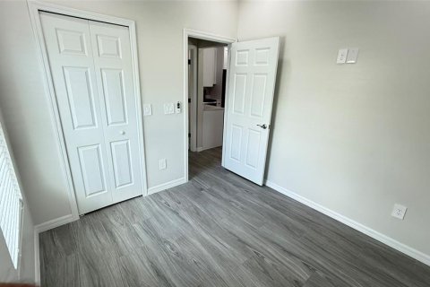Villa ou maison à louer à Zephyrhills, Floride: 2 chambres, 90.12 m2 № 2411585 - photo 18