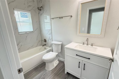 Villa ou maison à louer à Zephyrhills, Floride: 2 chambres, 90.12 m2 № 2411585 - photo 19