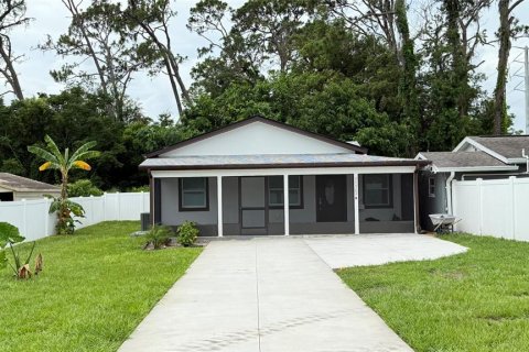 Villa ou maison à Zephyrhills, Floride 2 chambres, 90.12 m2 № 2411585