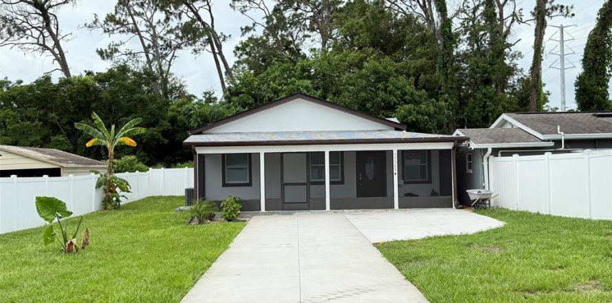 Villa ou maison à Zephyrhills, Floride 2 chambres, 90.12 m2 № 2411585