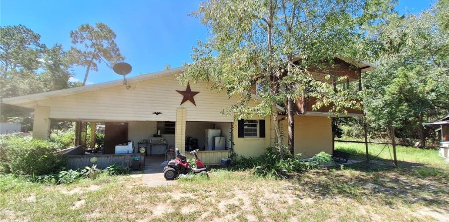 Casa en Silver Springs Shores, Florida 5 dormitorios, 231.98 m2 № 1884276