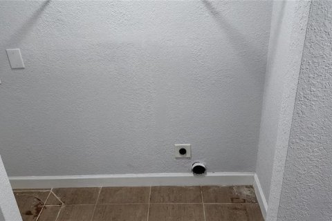 Villa ou maison à louer à Tampa, Floride: 3 chambres, 118.73 m2 № 2409897 - photo 28