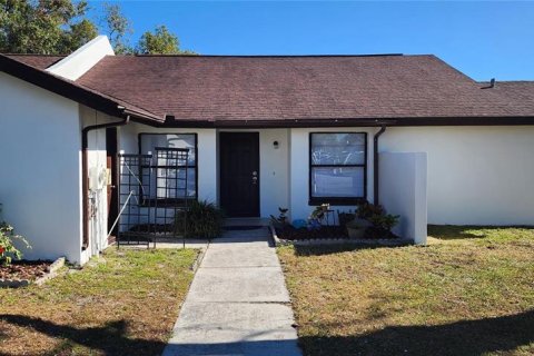 Villa ou maison à louer à Tampa, Floride: 3 chambres, 118.73 m2 № 2409897 - photo 10