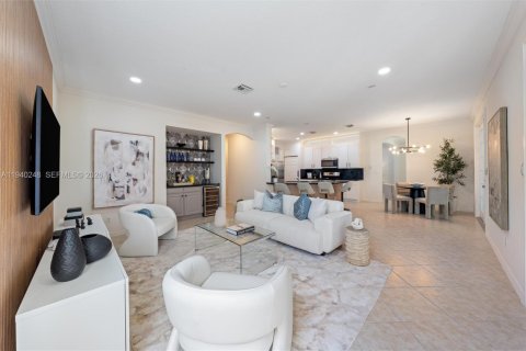 Villa ou maison à vendre à Weston, Floride: 5 chambres, 292.08 m2 № 1997964 - photo 7