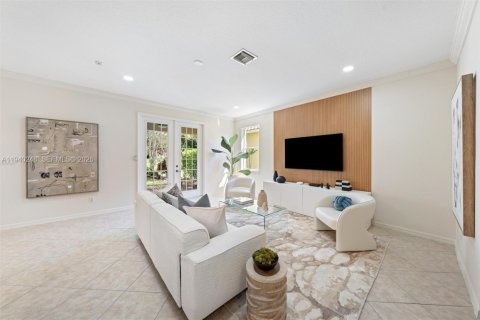 Villa ou maison à vendre à Weston, Floride: 5 chambres, 292.08 m2 № 1997964 - photo 8