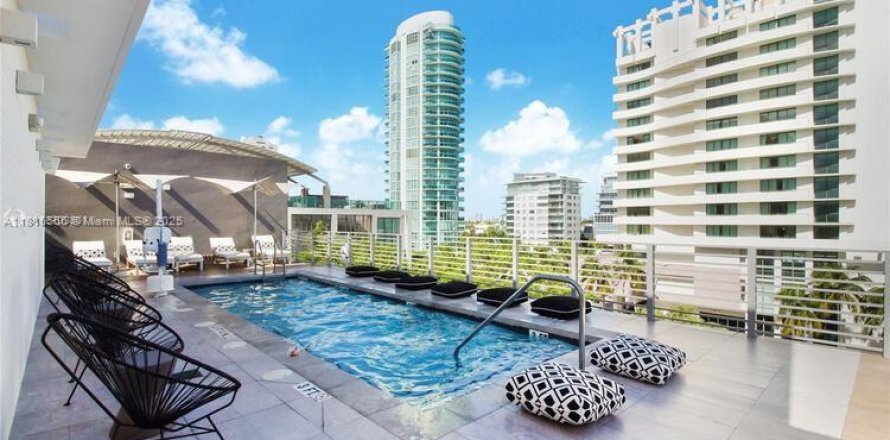 Studio in the Condo in Miami Beach, Florida  № 1768922