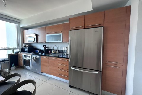 Condo in Miami, Florida  № 2255370 - photo 22