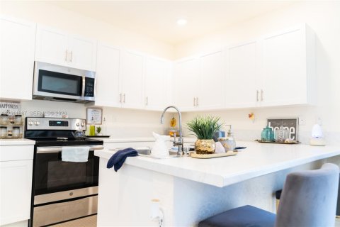 Copropriété à vendre à Hialeah, Floride: 3 chambres, 153.29 m2 № 2075502 - photo 13
