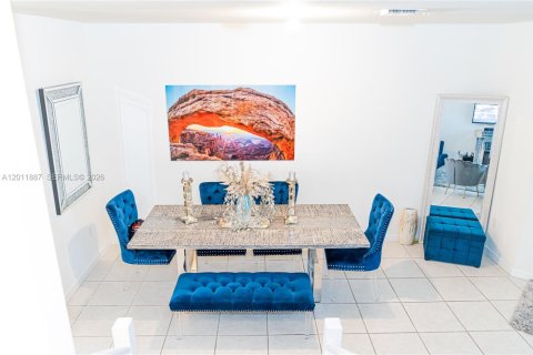 Copropriété à vendre à Hialeah, Floride: 3 chambres, 153.29 m2 № 2075502 - photo 9