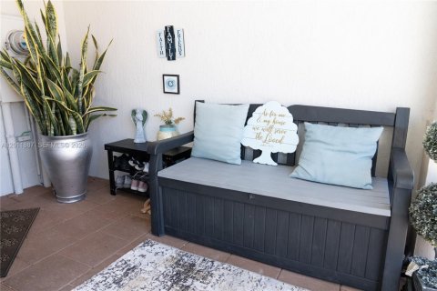 Copropriété à vendre à Hialeah, Floride: 3 chambres, 153.29 m2 № 2075502 - photo 3