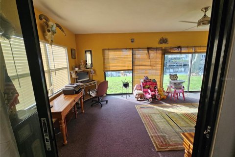House in Okeechobee, Florida 3 bedrooms, 104.05 sq.m. № 1449466 - photo 22