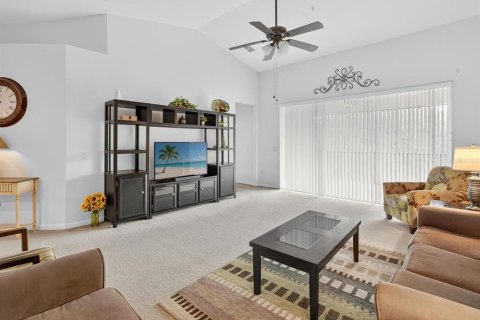 Condo in Davenport, Florida, 2 bedrooms  № 1916420 - photo 7