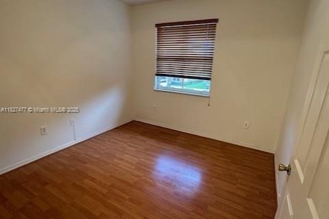 Townhouse in Doral, Florida 2 bedrooms, 91.04 sq.m. № 1798925 - photo 23