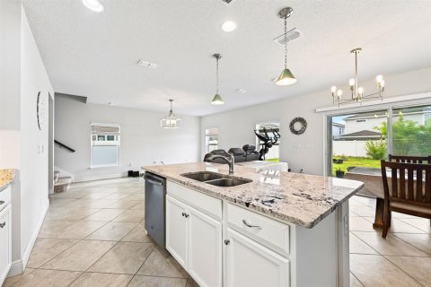 Casa en venta en Kissimmee, Florida, 3 dormitorios, 174.47 m2 № 2259560 - foto 5
