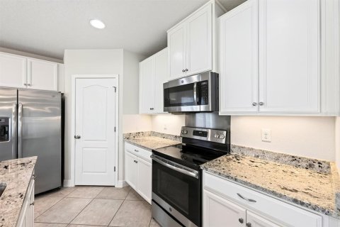 Casa en venta en Kissimmee, Florida, 3 dormitorios, 174.47 m2 № 2259560 - foto 3