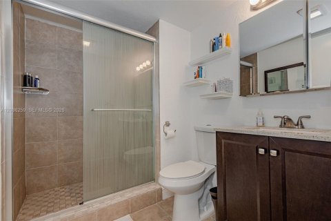 Copropriété à vendre à Pembroke Pines, Floride: 2 chambres, 108.7 m2 № 2084259 - photo 20