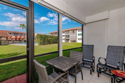 Copropriété à vendre à Pembroke Pines, Floride: 2 chambres, 108.7 m2 № 2084259 - photo 22