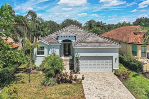House in Bradenton, Florida 3 bedrooms, 166.11 sq.m. № 2137140
