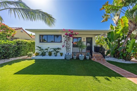 Immobilier commercial à vendre à Miami, Floride: 193.98 m2 № 1956643 - photo 5