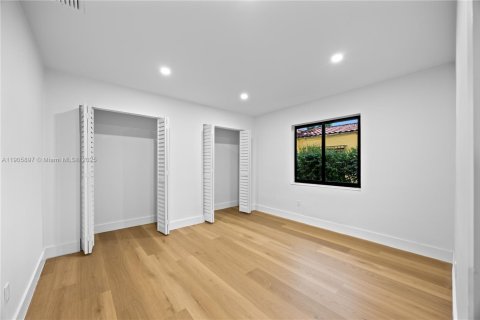 Immobilier commercial à vendre à Miami, Floride: 193.98 m2 № 1956643 - photo 19