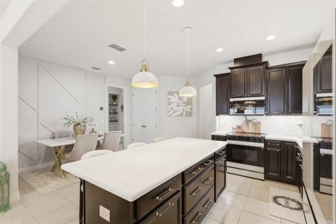 Casa en venta en Kissimmee, Florida, 4 dormitorios, 200.48 m2 № 2234442 - foto 10