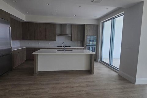 Condo in Tampa, Florida, 3 bedrooms  № 1842177 - photo 4
