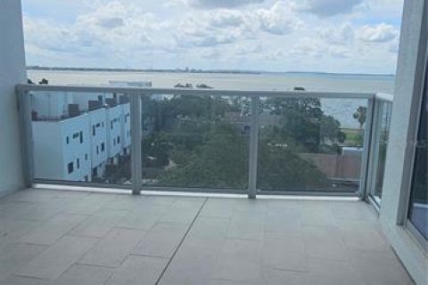Condo in Tampa, Florida, 3 bedrooms  № 1842177 - photo 13