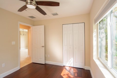 Villa ou maison à louer à West Palm Beach, Floride: 3 chambres, 142.33 m2 № 2280988 - photo 19