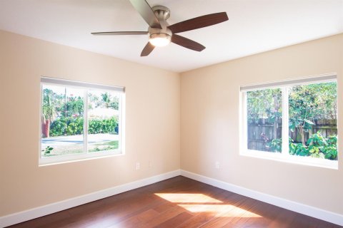 Villa ou maison à louer à West Palm Beach, Floride: 3 chambres, 142.33 m2 № 2280988 - photo 18