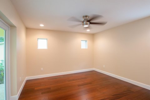 Villa ou maison à louer à West Palm Beach, Floride: 3 chambres, 142.33 m2 № 2280988 - photo 13