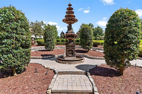 Casa en venta en Lady Lake, Florida, 4 dormitorios, 356.37 m2 № 1805799 - foto 24