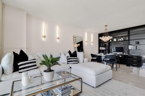Condominio en venta en Miami Beach, Florida, 1 dormitorio, 68.75 m2 № 1861827 - foto 7