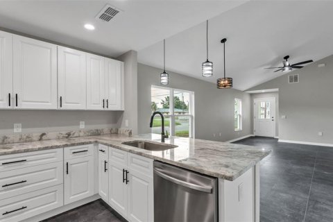 Casa en venta en Bartow, Florida, 3 dormitorios, 123.28 m2 № 1916674 - foto 11