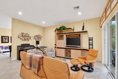 Casa en venta en Lake Worth, Florida, 3 dormitorios, 195.09 m2 № 2430158 - foto 4