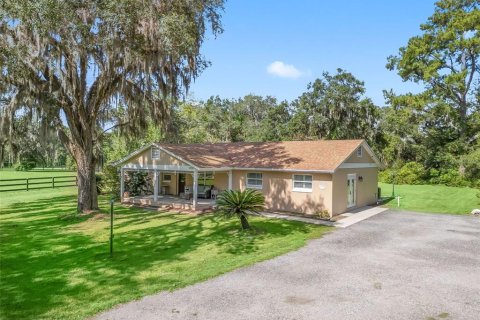 House in Morriston, Florida 3 bedrooms, 191.75 sq.m. № 2395974 - photo 3
