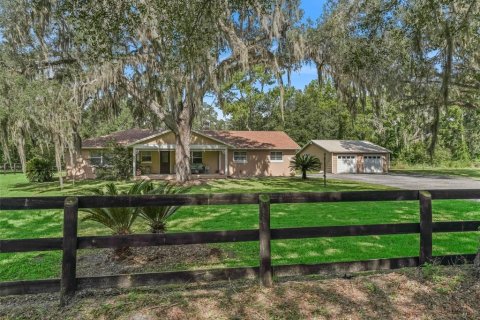 House in Morriston, Florida 3 bedrooms, 191.75 sq.m. № 2395974 - photo 4