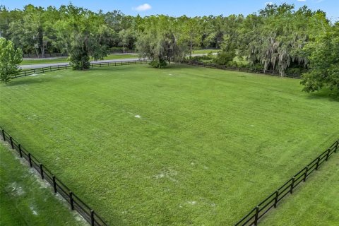 House in Morriston, Florida 3 bedrooms, 191.75 sq.m. № 2395974 - photo 29
