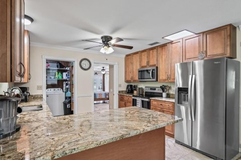 House in Morriston, Florida 3 bedrooms, 191.75 sq.m. № 2395974 - photo 10