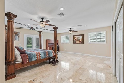 House in Morriston, Florida 3 bedrooms, 191.75 sq.m. № 2395974 - photo 12