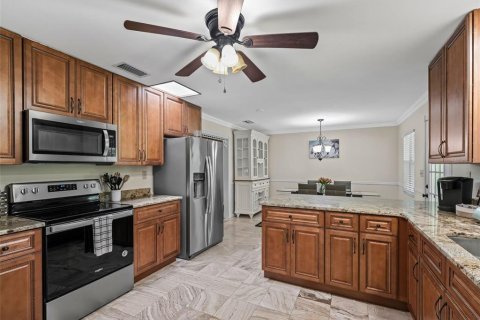 House in Morriston, Florida 3 bedrooms, 191.75 sq.m. № 2395974 - photo 11