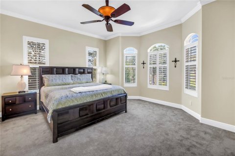 House in Tarpon Springs, Florida 4 bedrooms, 333.33 sq.m. № 1665756 - photo 7