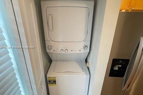 Снять в аренду таунхаус в Уэст-Палм-Бич, Флорида 2 спальни, 93.65м2, № 1974004 - фото 7